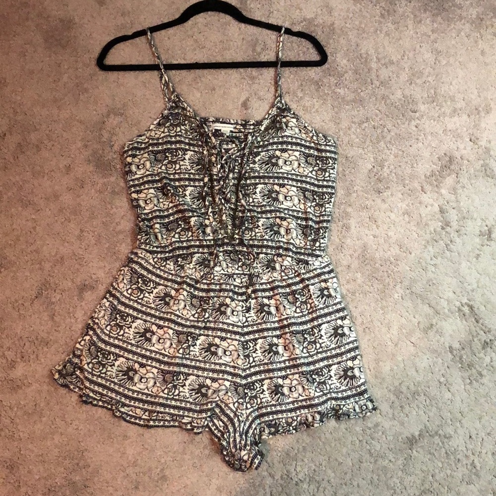 American Eagle Romper w/ open back & lace up front